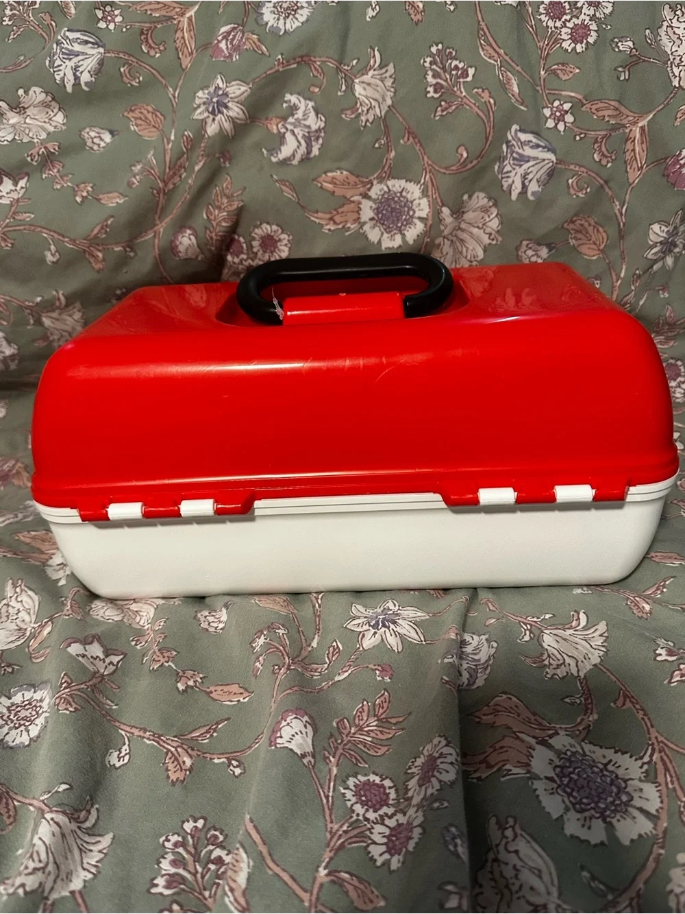 POKEMON x Target Caboodles Case Red/White Limited Edition